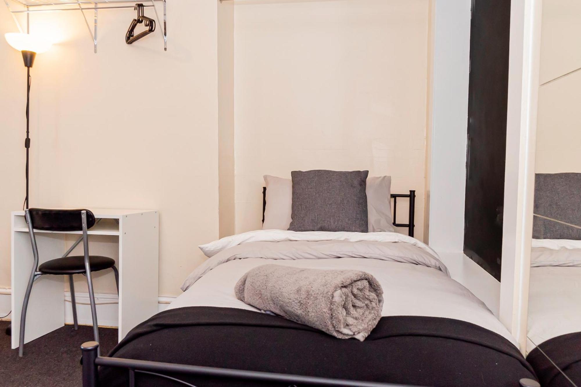 Shirley House 5, Guest House, Self Catering, Self Check In With Smart Locks, Use Of Fully Equipped Kitchen, Close To City Centre, Ideal For Longer Stays And Fawley Contractors Southampton Exteriér fotografie