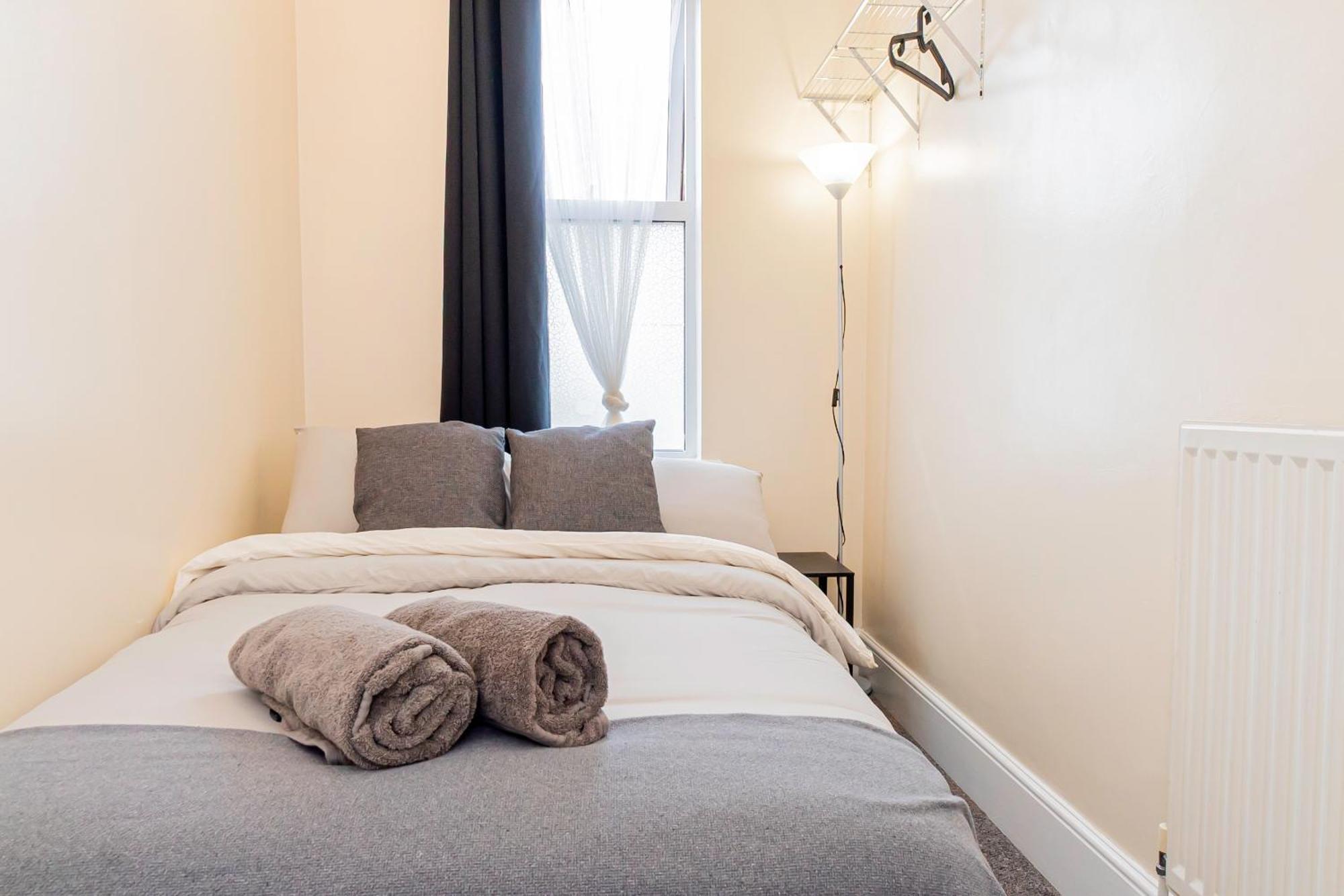 Shirley House 5, Guest House, Self Catering, Self Check In With Smart Locks, Use Of Fully Equipped Kitchen, Close To City Centre, Ideal For Longer Stays And Fawley Contractors Southampton Exteriér fotografie