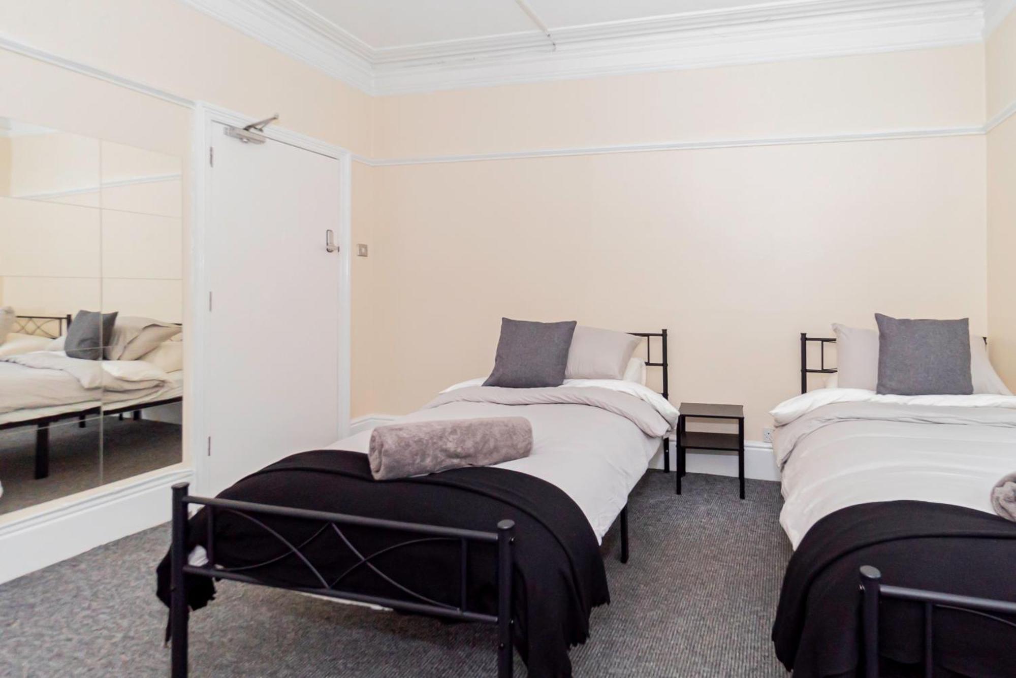 Shirley House 5, Guest House, Self Catering, Self Check In With Smart Locks, Use Of Fully Equipped Kitchen, Close To City Centre, Ideal For Longer Stays And Fawley Contractors Southampton Exteriér fotografie