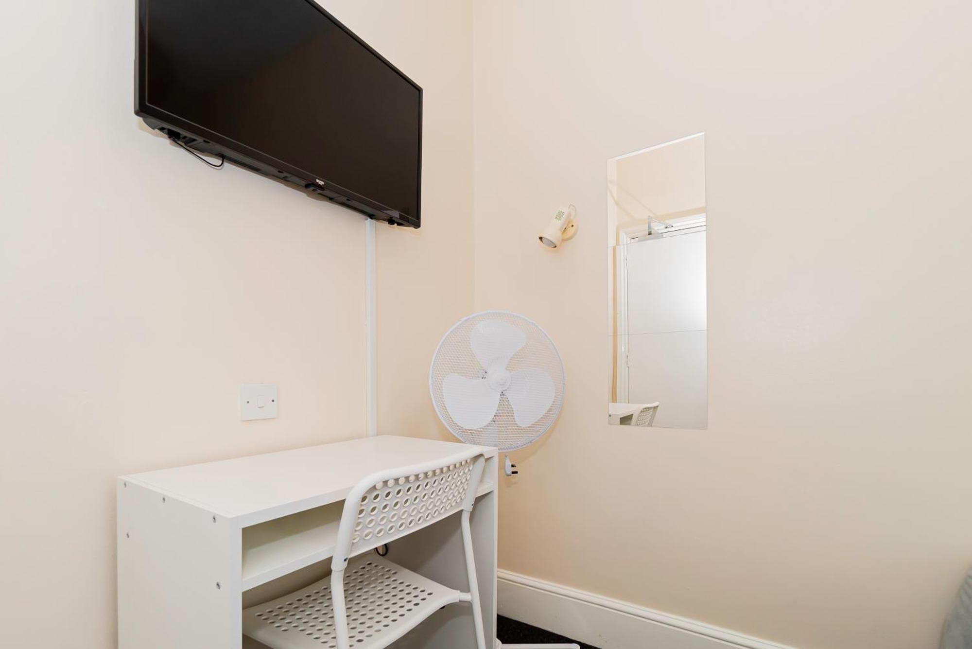 Shirley House 5, Guest House, Self Catering, Self Check In With Smart Locks, Use Of Fully Equipped Kitchen, Close To City Centre, Ideal For Longer Stays And Fawley Contractors Southampton Exteriér fotografie