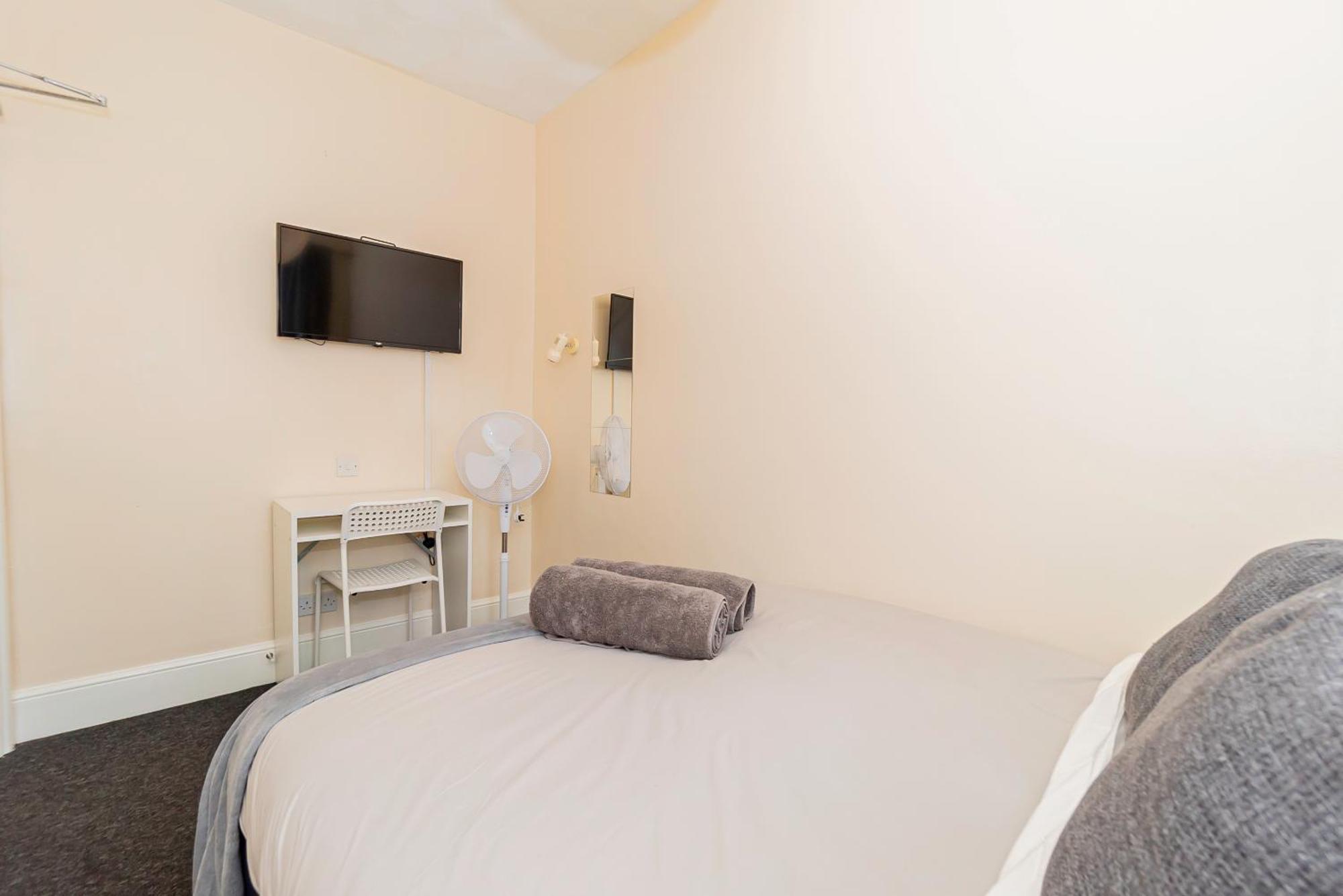 Shirley House 5, Guest House, Self Catering, Self Check In With Smart Locks, Use Of Fully Equipped Kitchen, Close To City Centre, Ideal For Longer Stays And Fawley Contractors Southampton Exteriér fotografie