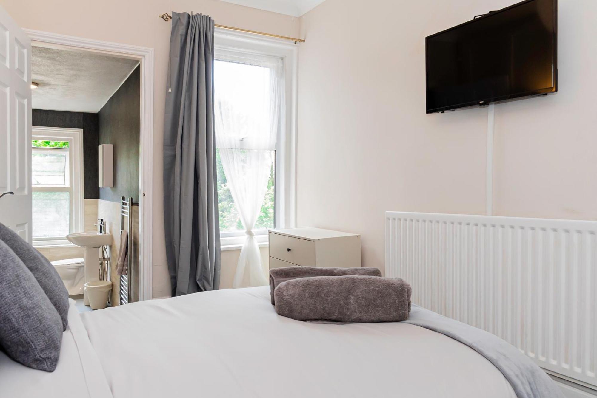 Shirley House 5, Guest House, Self Catering, Self Check In With Smart Locks, Use Of Fully Equipped Kitchen, Close To City Centre, Ideal For Longer Stays And Fawley Contractors Southampton Exteriér fotografie